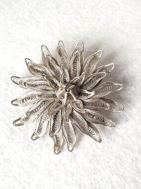 Exquisite Vintage European 800 Silver Filigree Dahlia Flower Statement Brooch